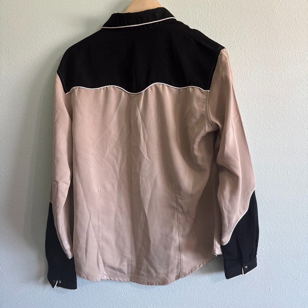 Vintage Wrangler Western Wear Women Embroidered Pearl Snap Shirt Medium 80's - Picture 4 of 9
